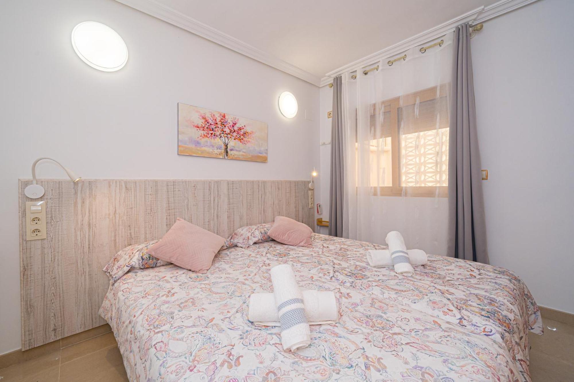 Front Line Apartment Jakarta 2 El Campello Exterior foto